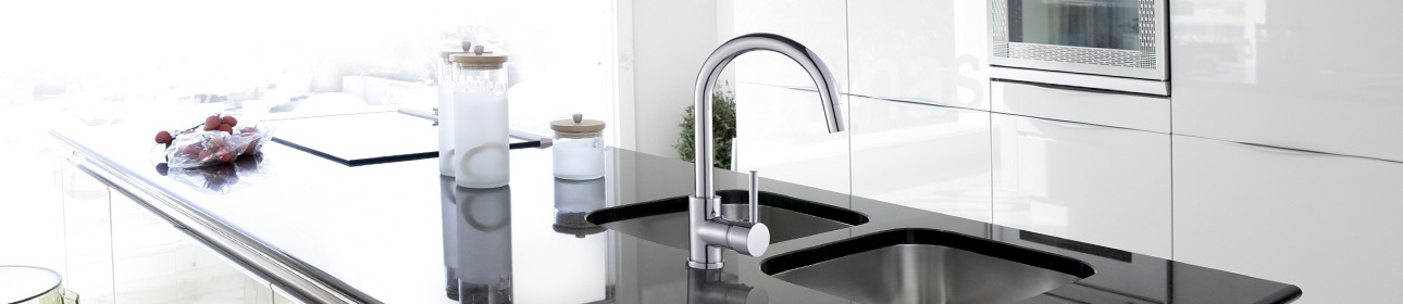 Fabricante y Distribuidor de Herrajes para Cocinas y Muebles